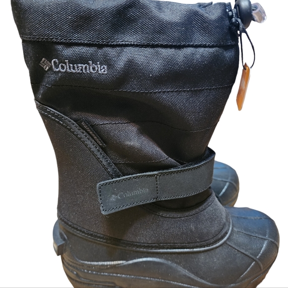 New without box Columbia Big Kid Snow boots - Picture 3 of 3